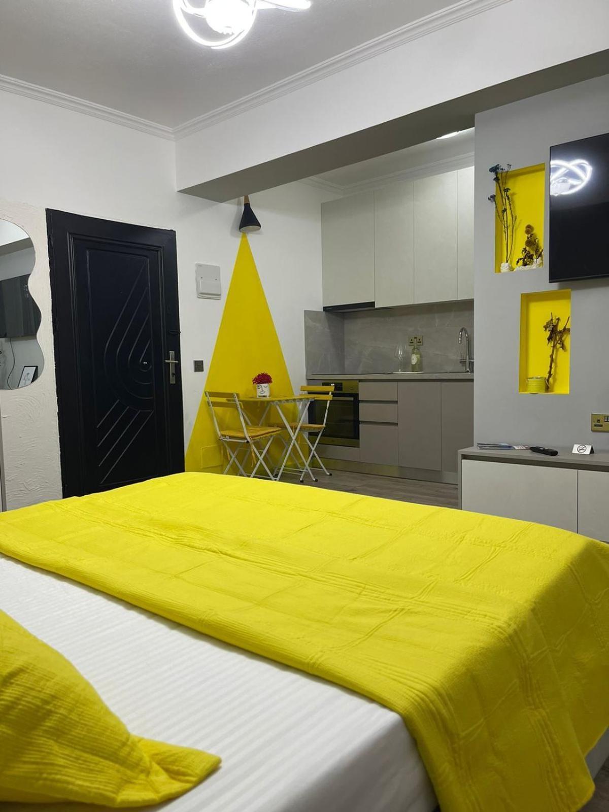 Boutique Hotel Whisky Tirana Exterior foto